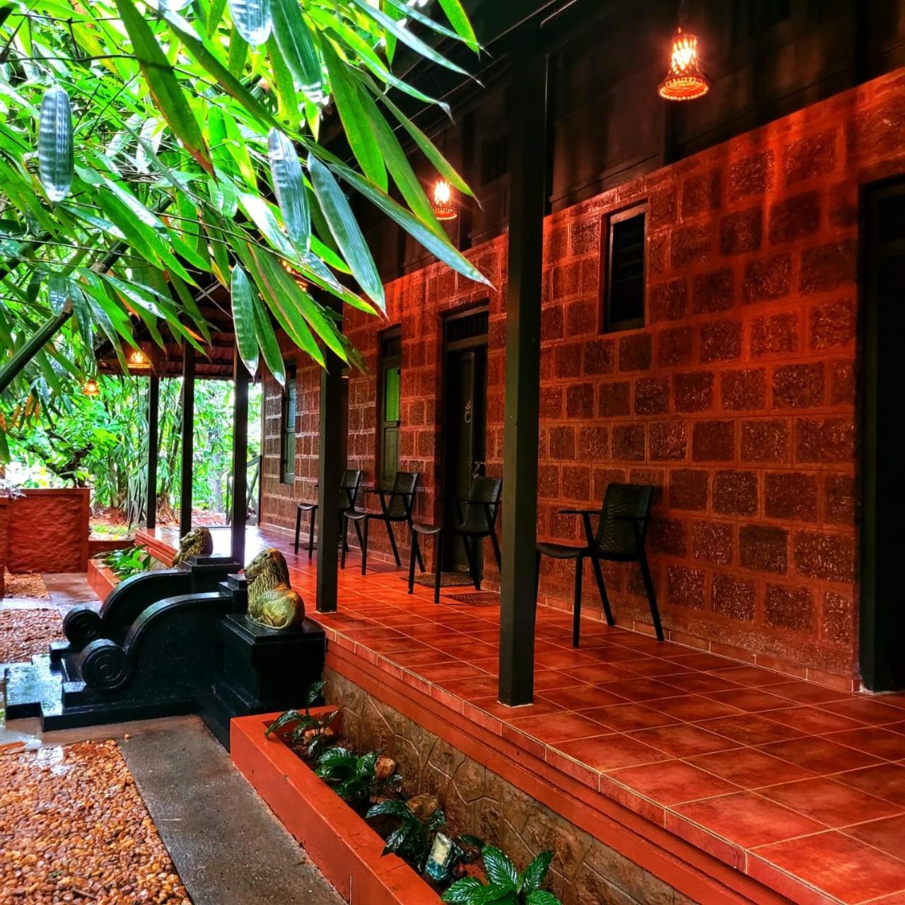 סולטאן באטרי Greens Tree House & Wood House מראה חיצוני תמונה