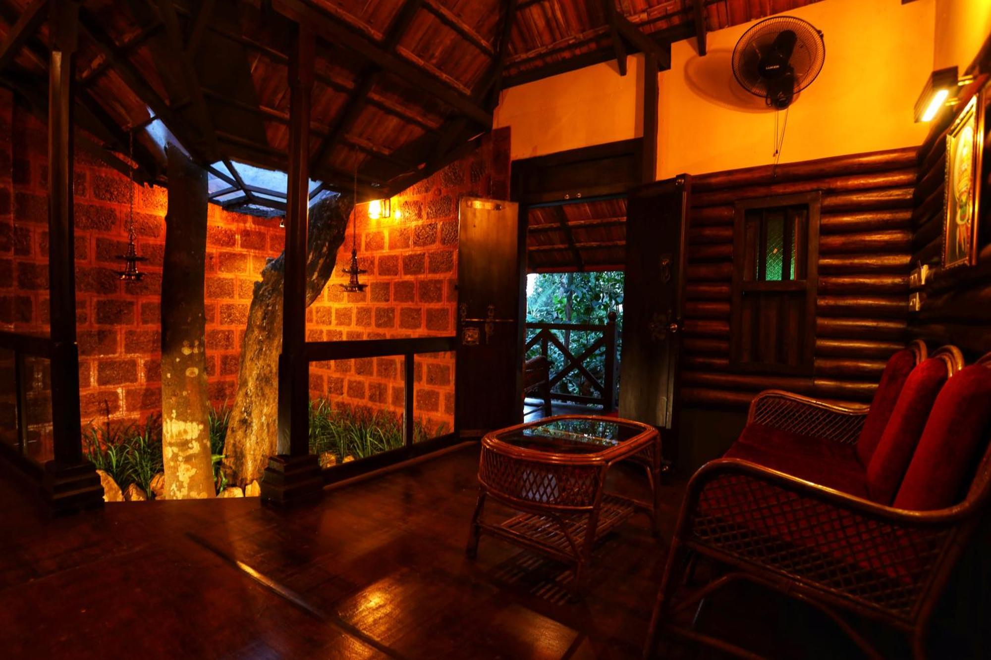 סולטאן באטרי Greens Tree House & Wood House מראה חיצוני תמונה