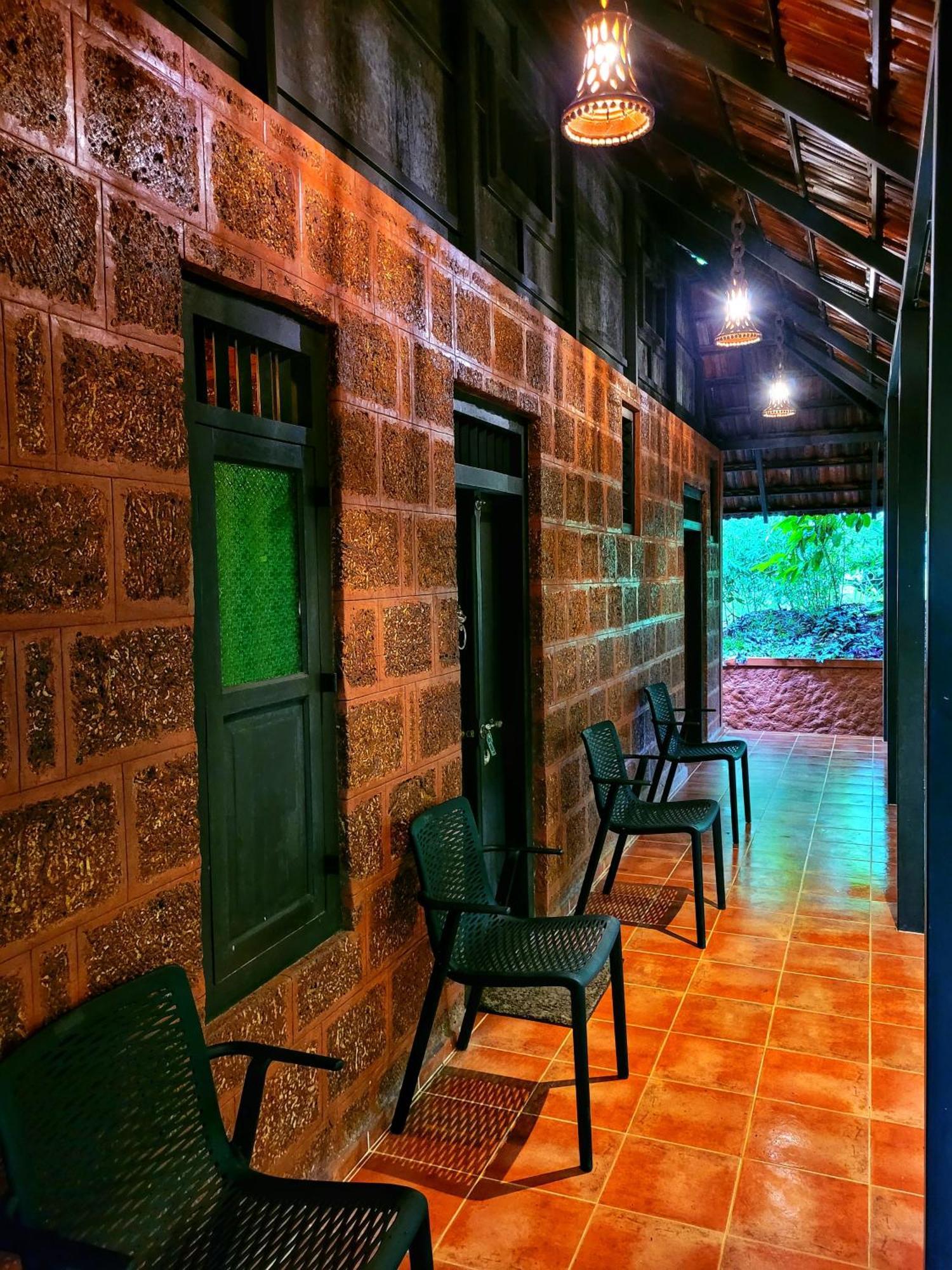 סולטאן באטרי Greens Tree House & Wood House מראה חיצוני תמונה